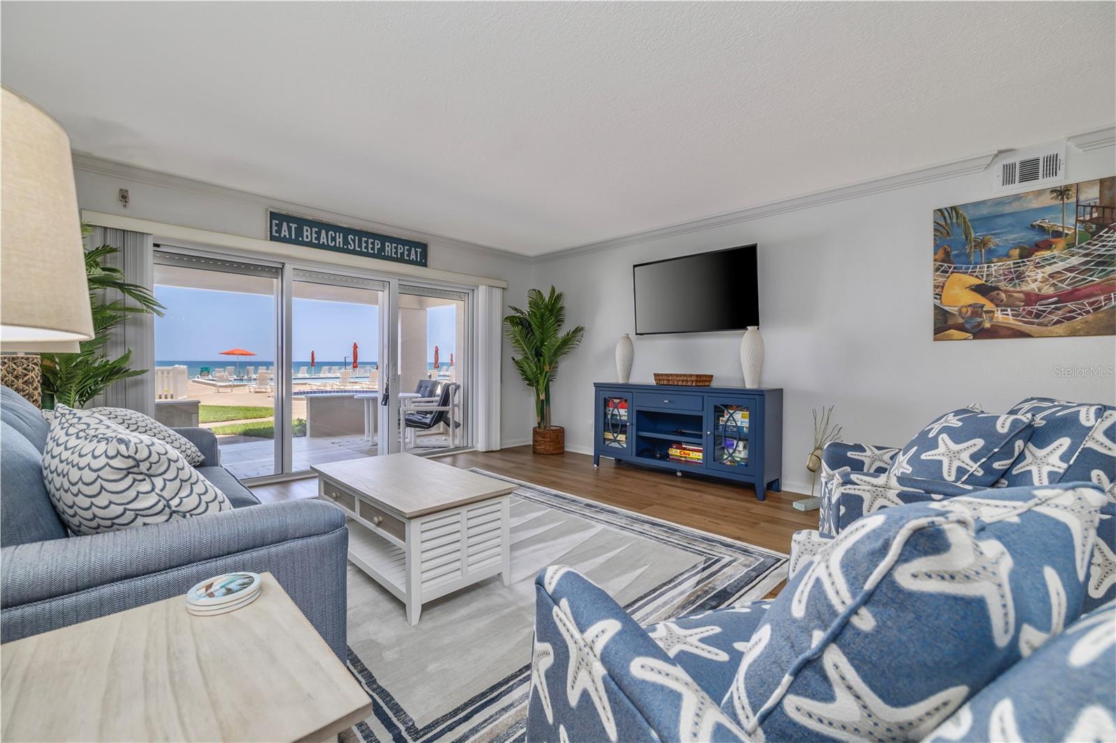 SILVER SANDS - Residential