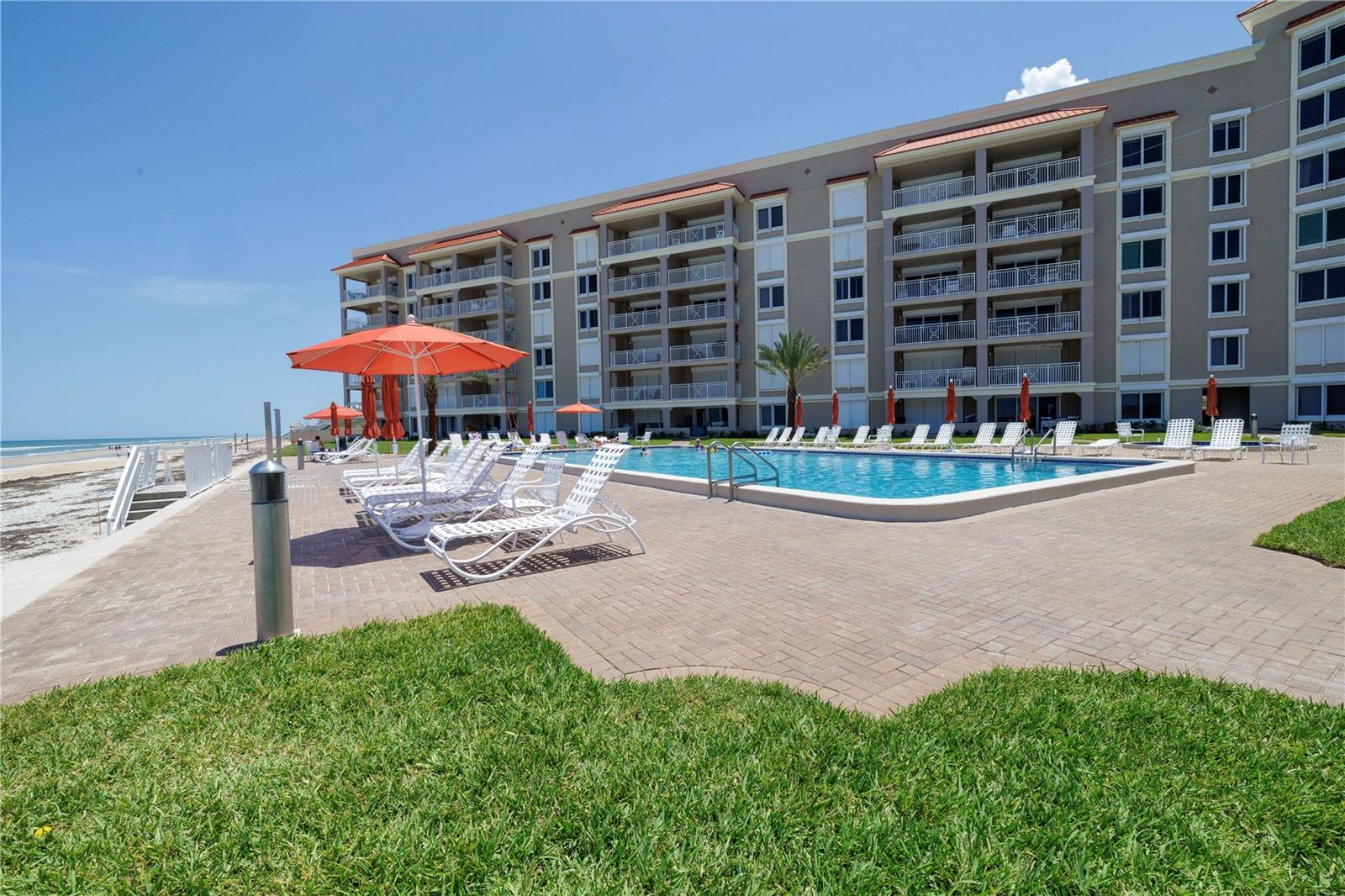 SILVER SANDS - Residential