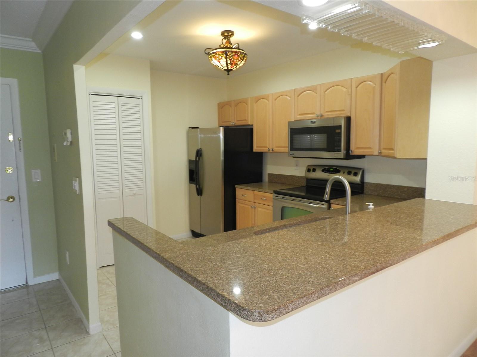 HARBOUR CLUB CONDO 1 - Residential