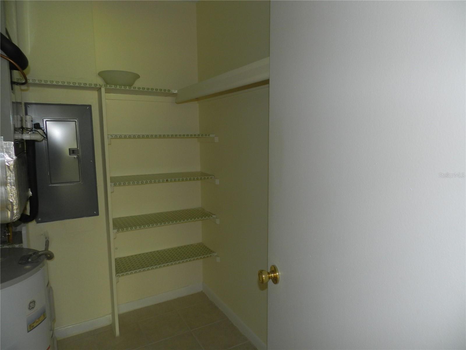 HARBOUR CLUB CONDO 1 - Residential