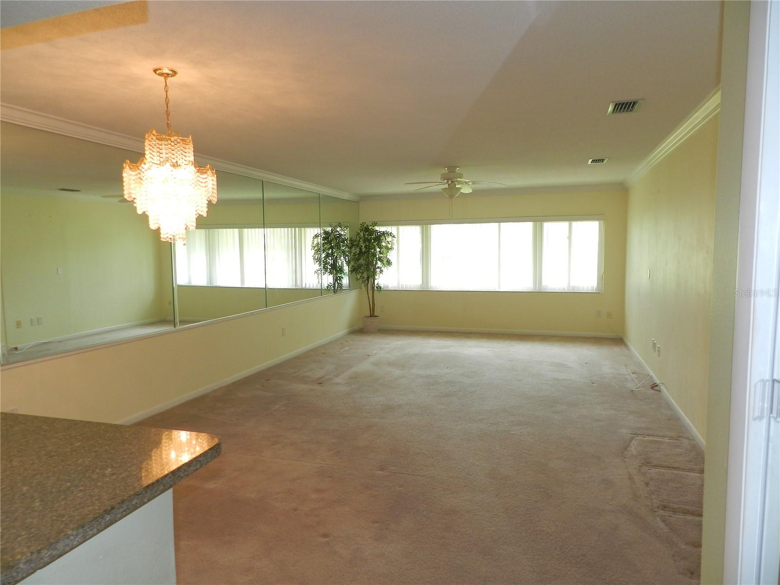 HARBOUR CLUB CONDO 1 - Residential
