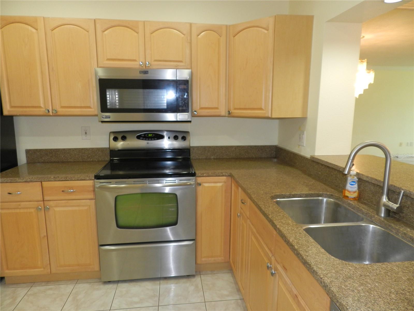 HARBOUR CLUB CONDO 1 - Residential