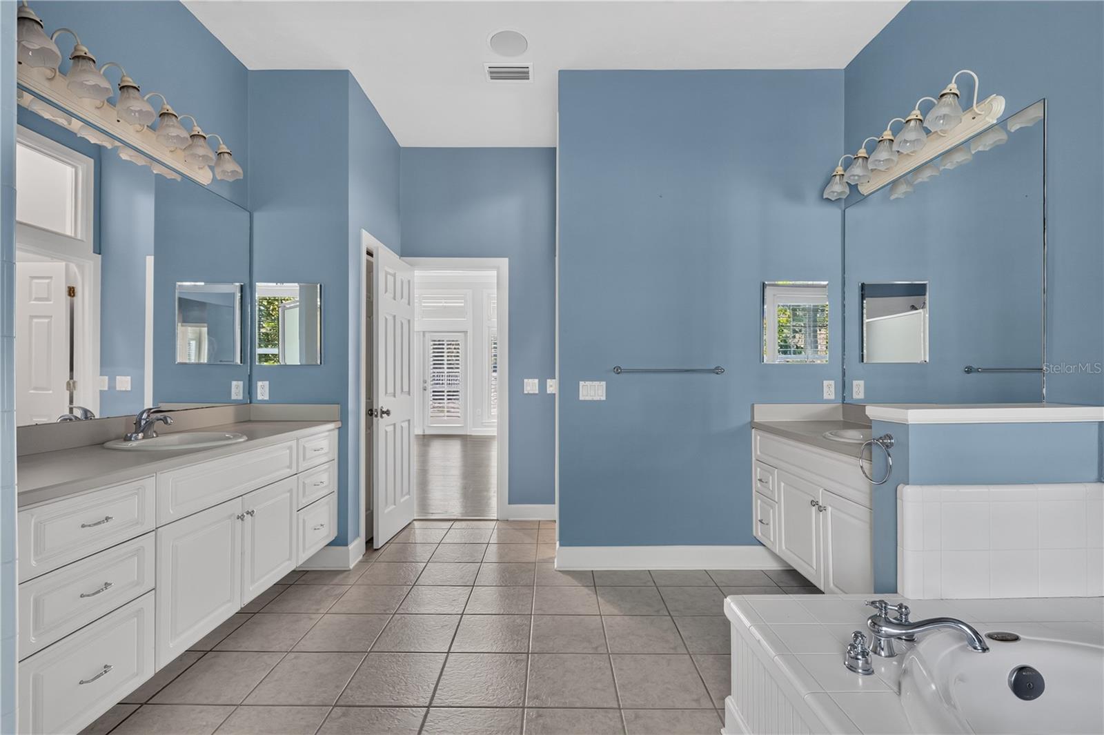 HAILE PLANTATION UNIT 33 PH I - Residential
