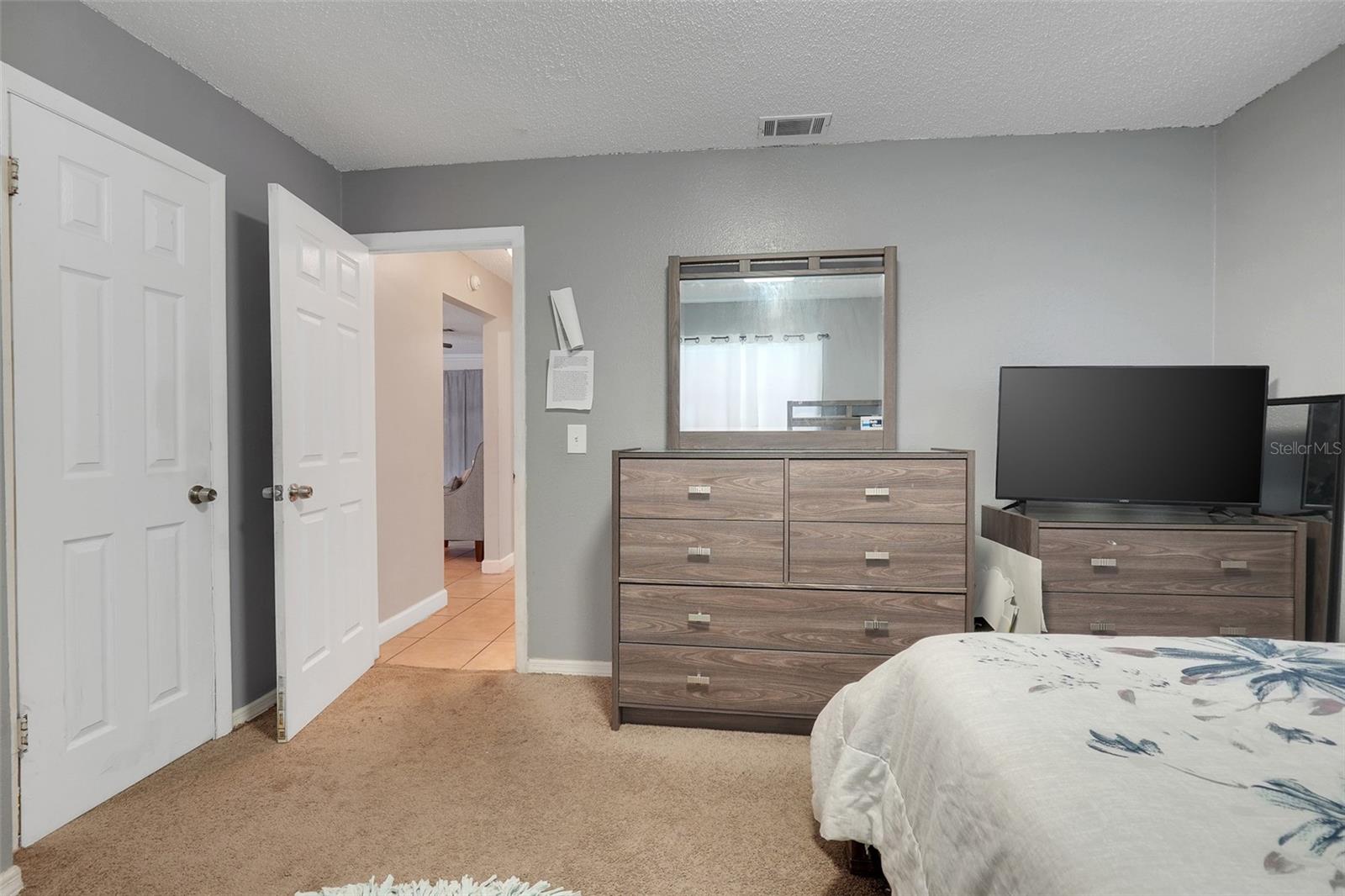 SIGNAL HILL - Residential