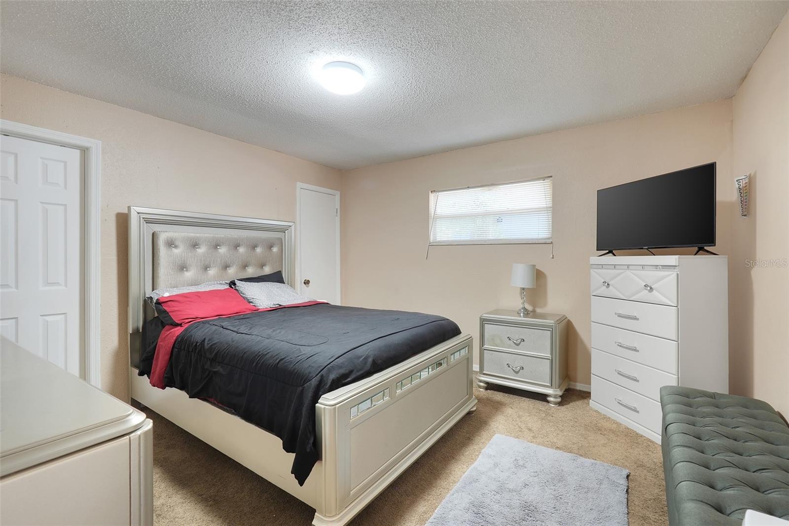 SIGNAL HILL - Residential