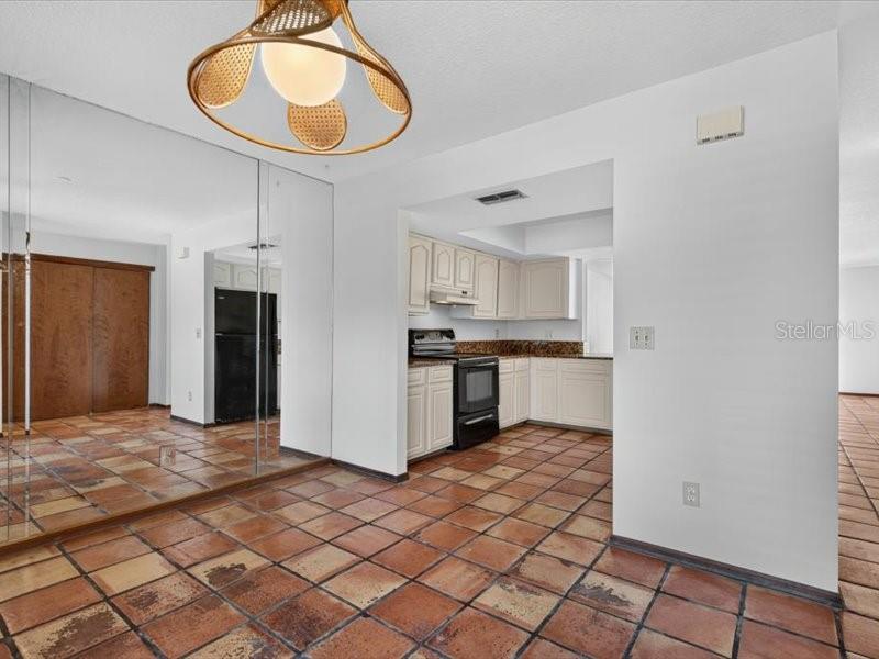 CARROLLWOOD VILLAGE PH III - Residential