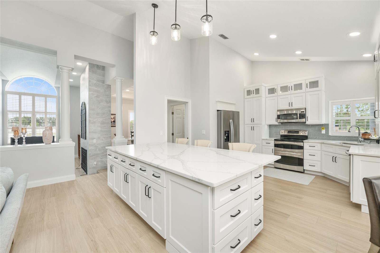 LEXINGTON DOWNS - Residential