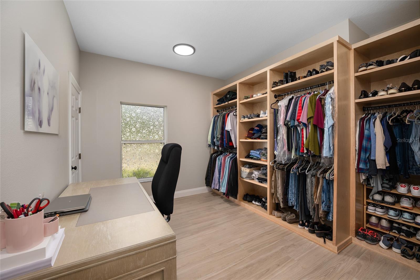 LEXINGTON DOWNS - Residential