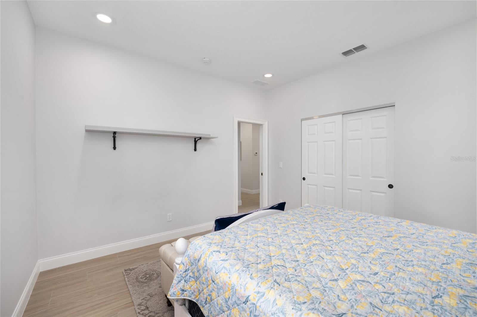LEXINGTON DOWNS - Residential