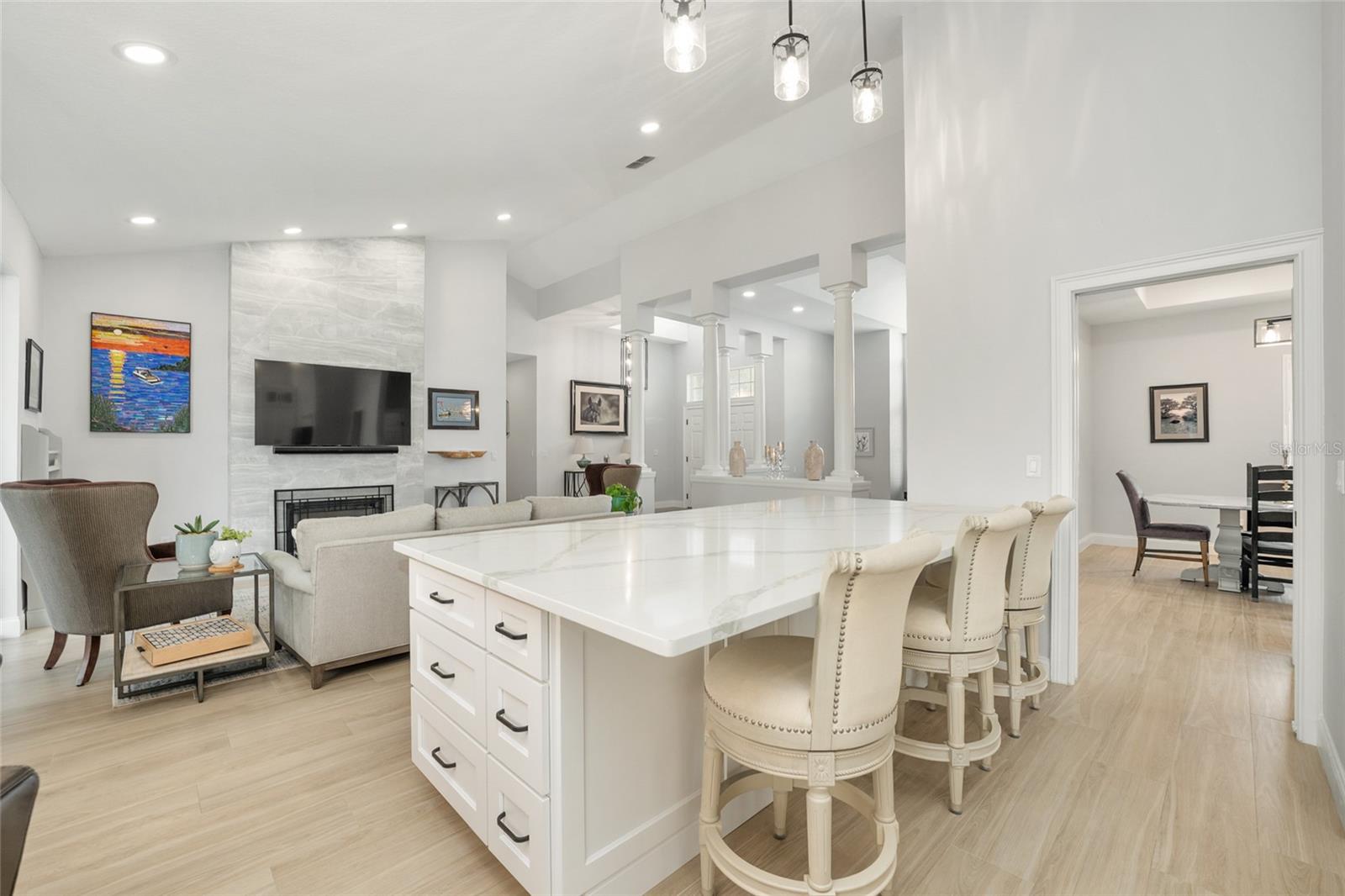 LEXINGTON DOWNS - Residential