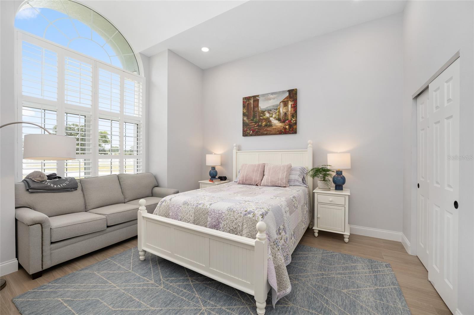 LEXINGTON DOWNS - Residential