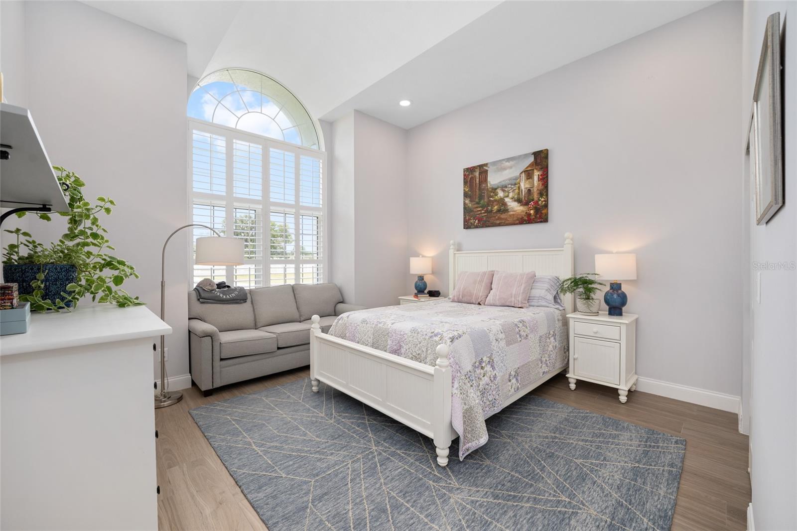 LEXINGTON DOWNS - Residential