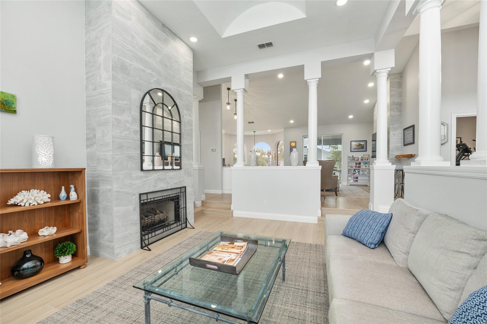 LEXINGTON DOWNS - Residential