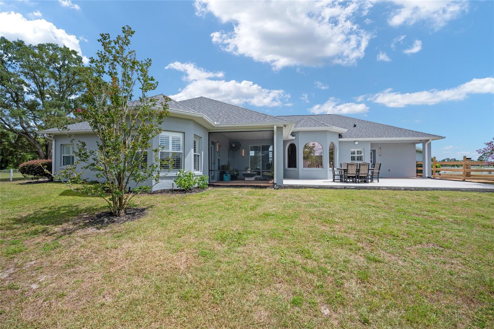 LEXINGTON DOWNS - Residential