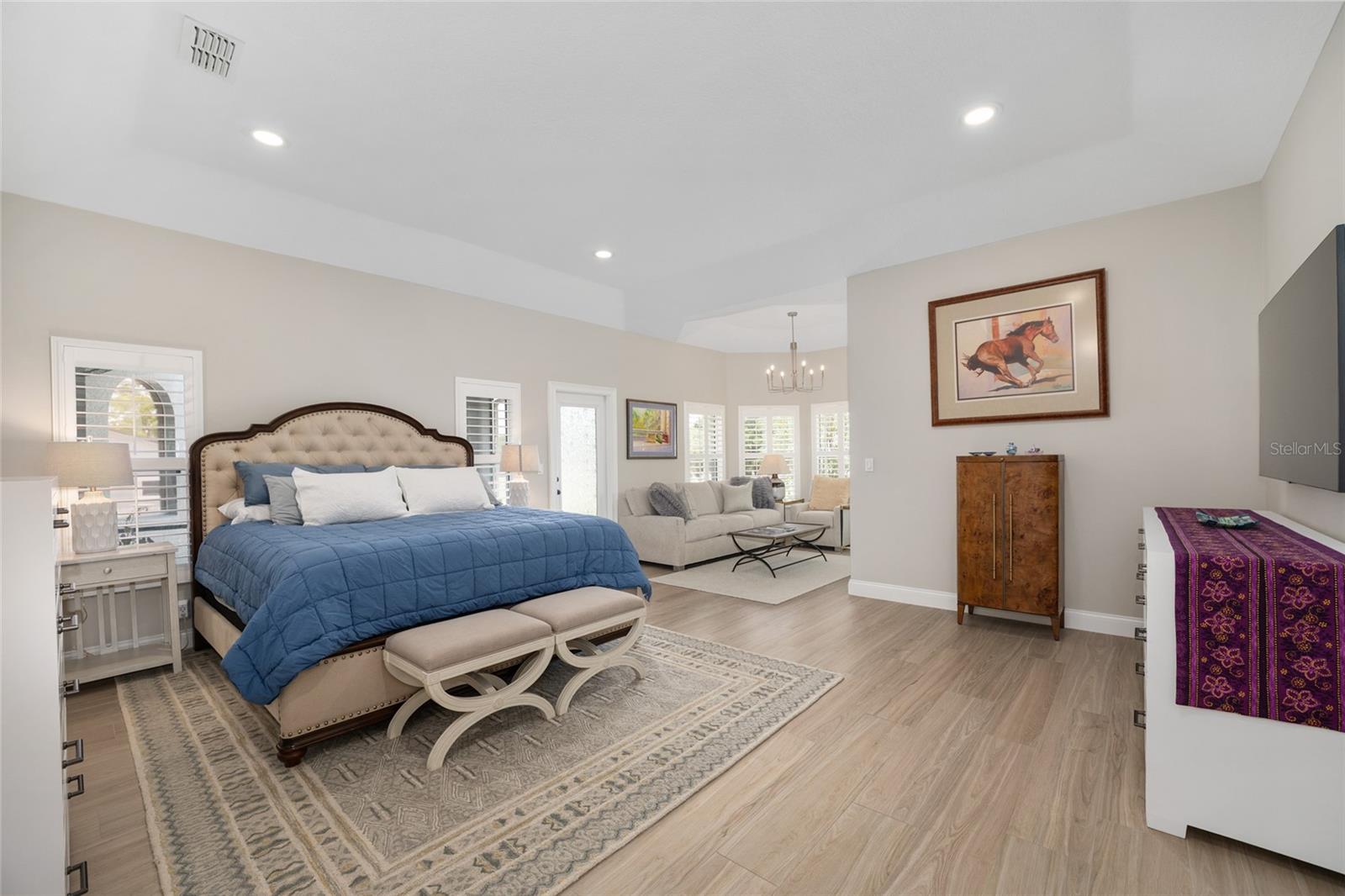 LEXINGTON DOWNS - Residential
