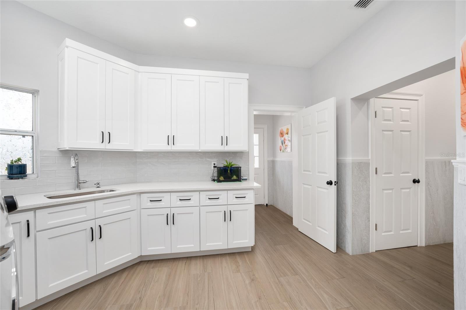 LEXINGTON DOWNS - Residential