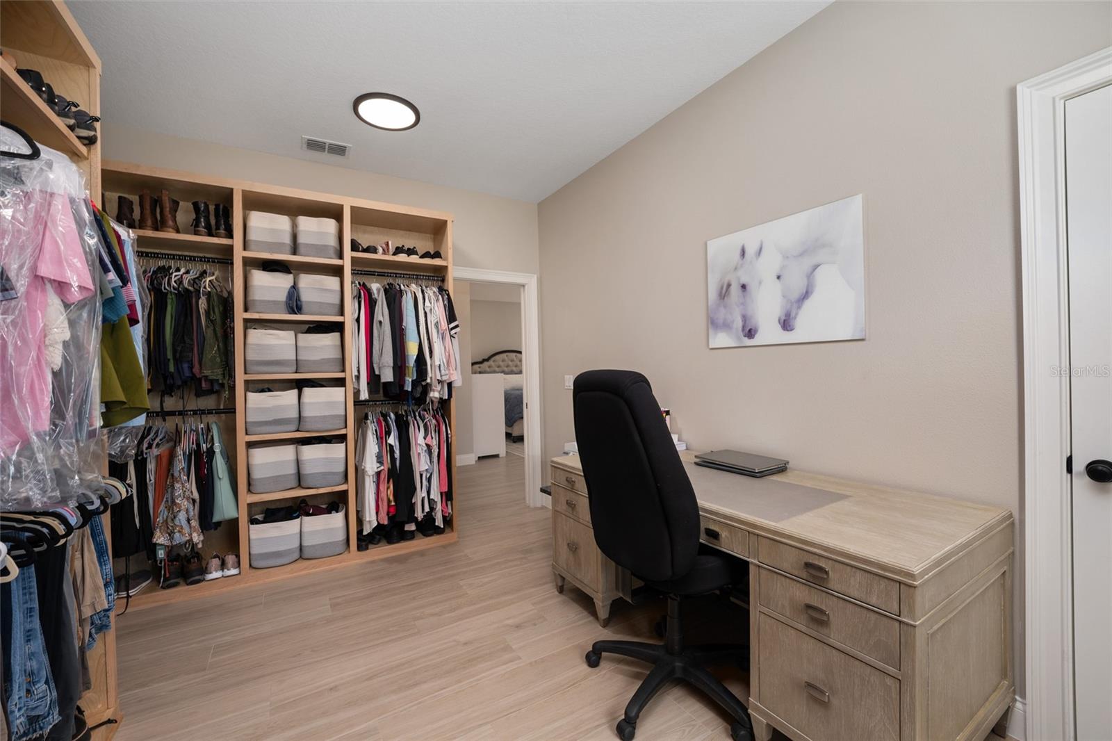 LEXINGTON DOWNS - Residential