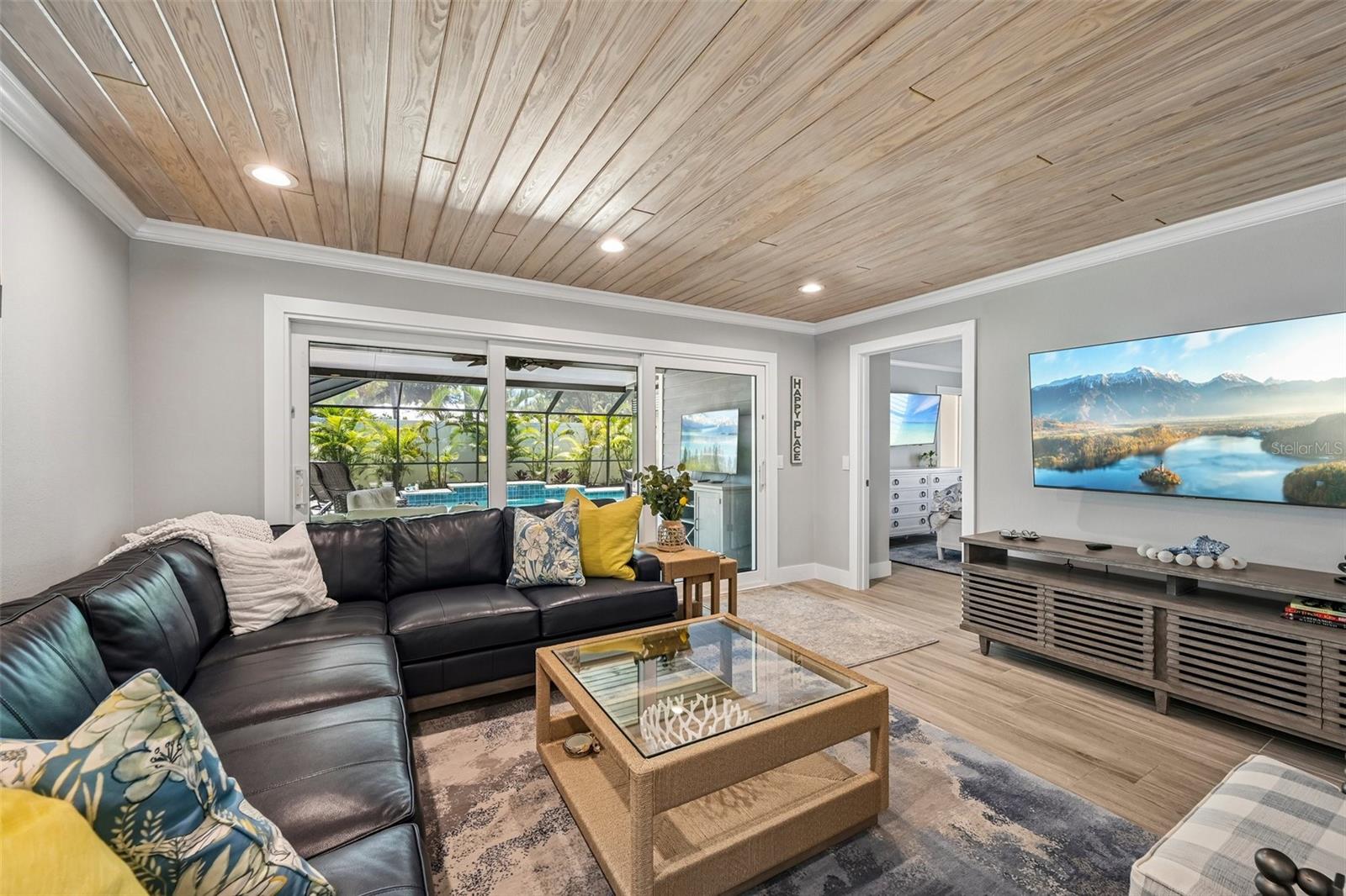 SIESTA BEACH - Residential