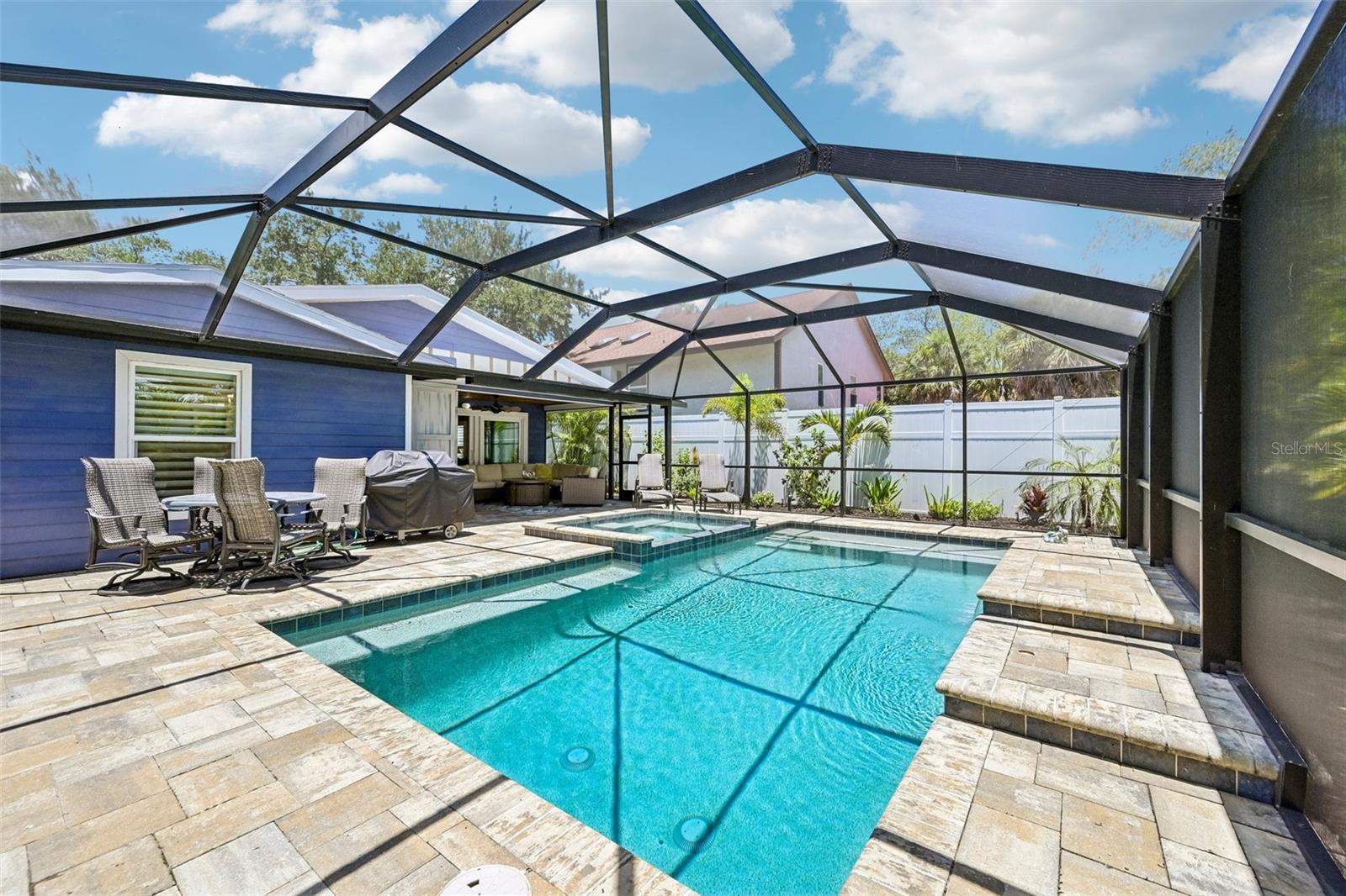 SIESTA BEACH - Residential