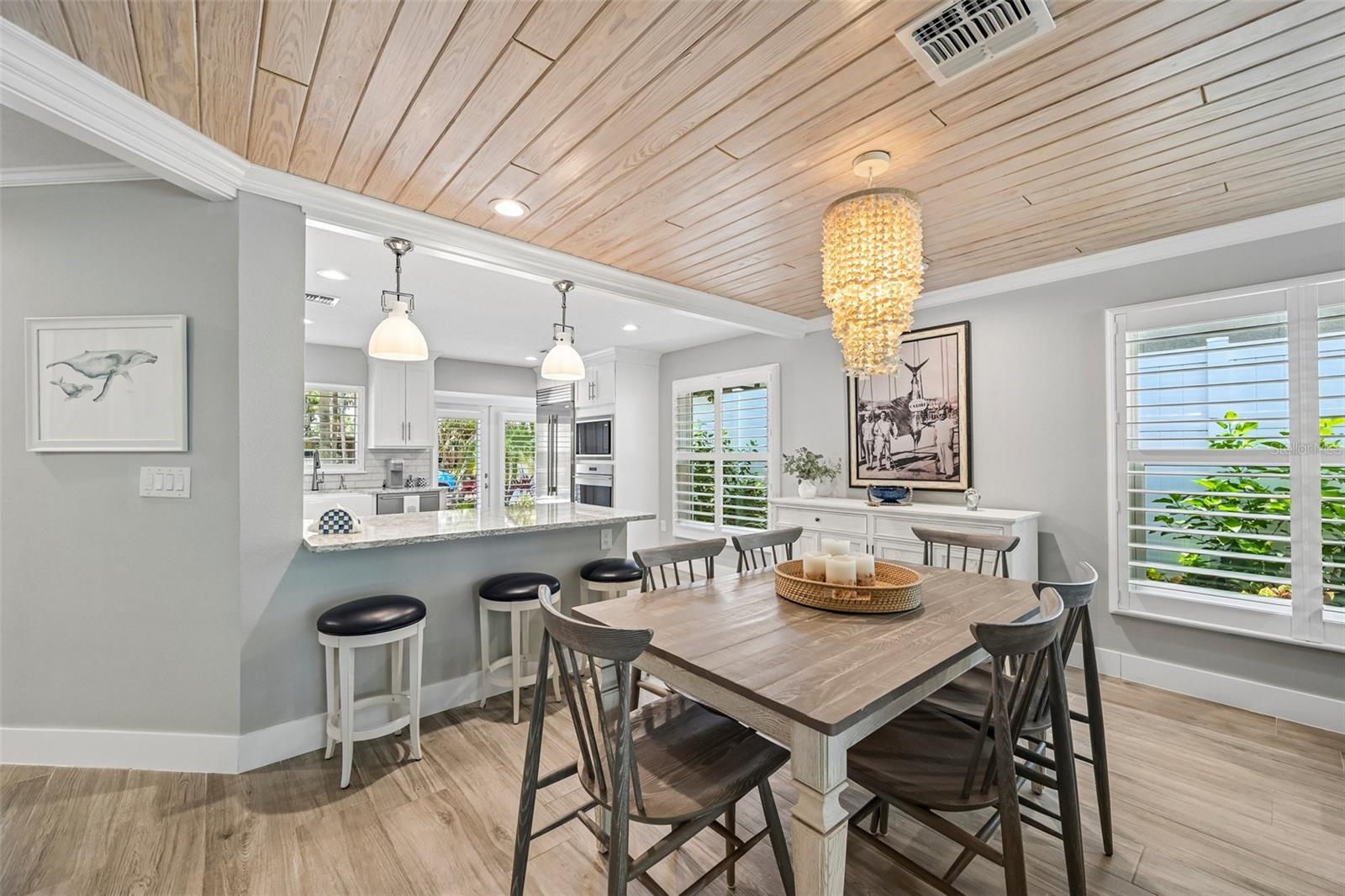 SIESTA BEACH - Residential
