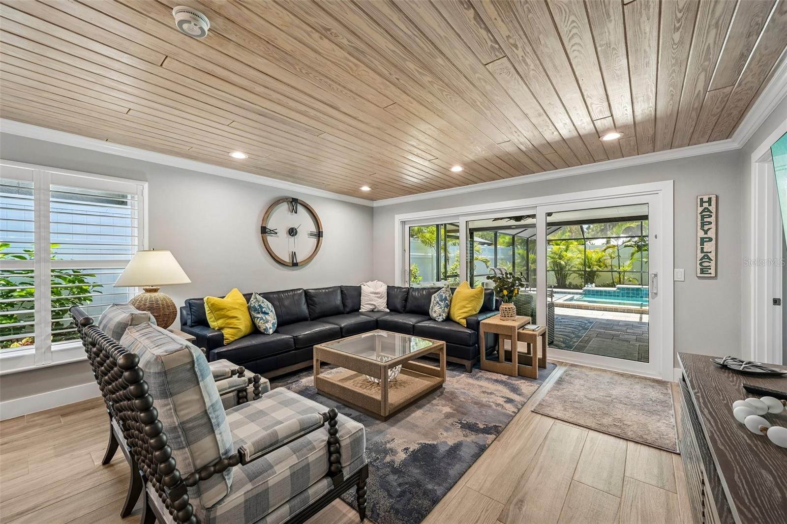 SIESTA BEACH - Residential