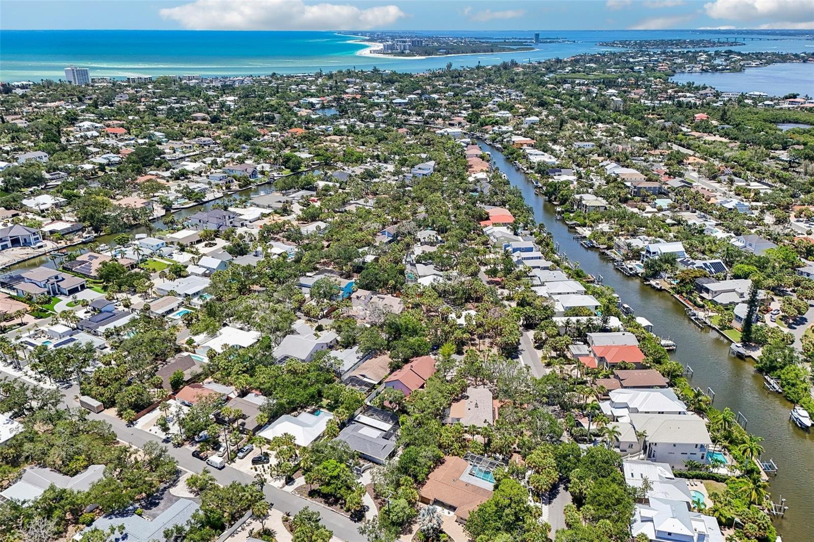 SIESTA BEACH - Residential