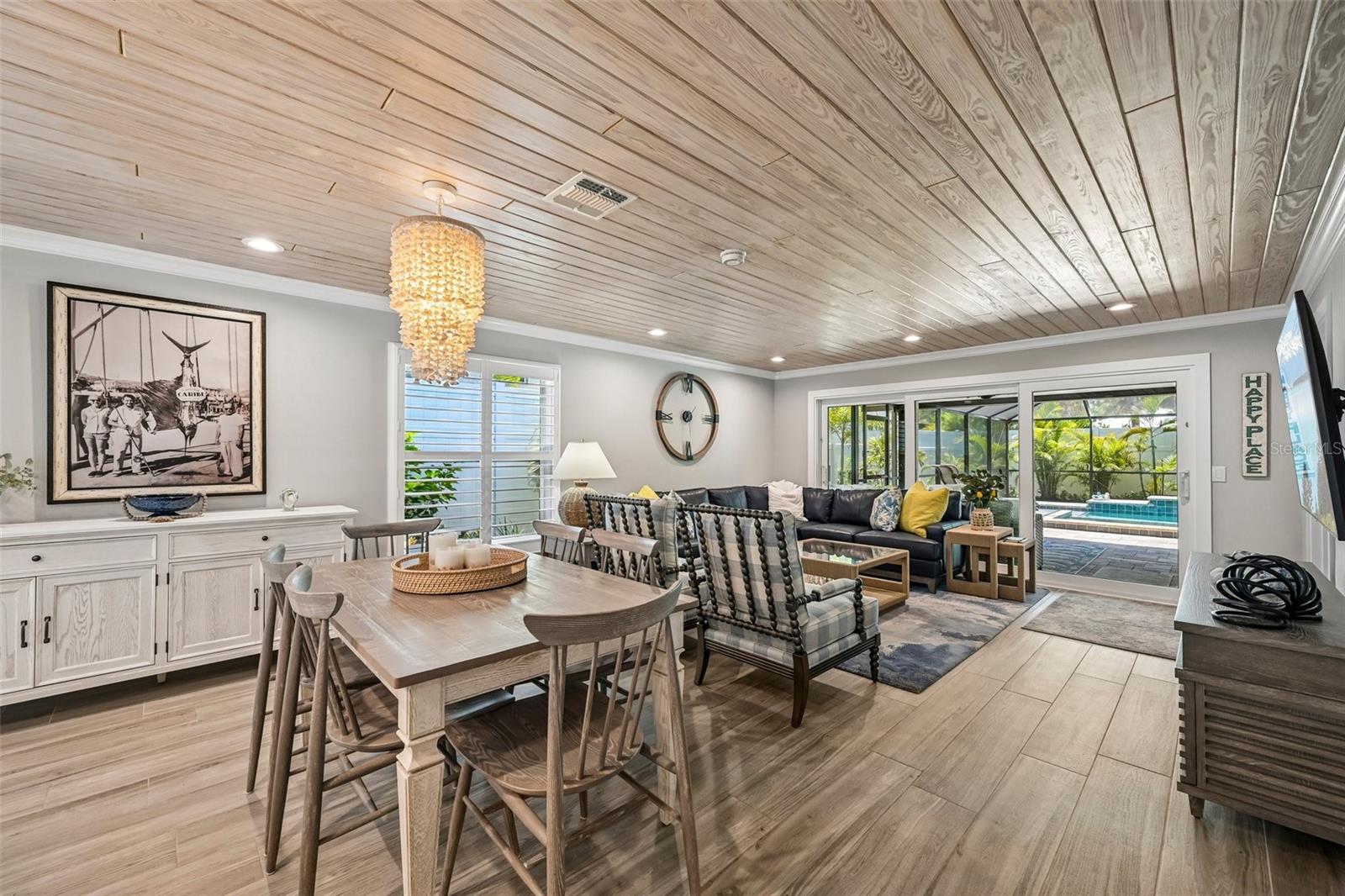 SIESTA BEACH - Residential