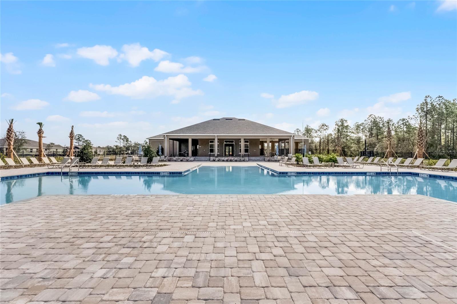 ARCHERS MILL - Residential