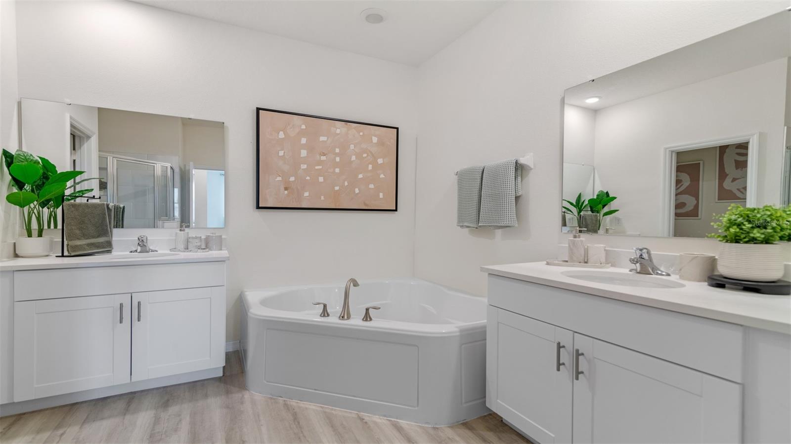 ARCHERS MILL - Residential