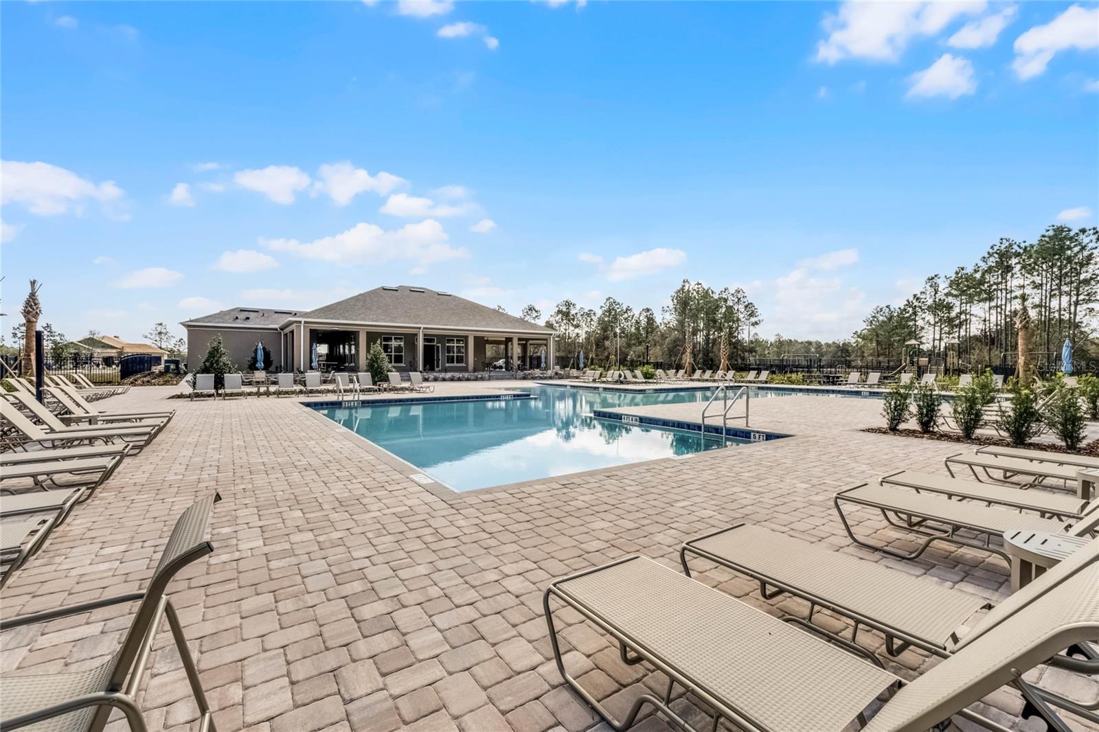 ARCHERS MILL - Residential