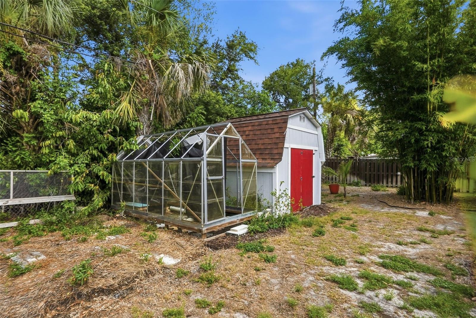 FLORIDA RETIREMENT VILLAGE - Residential