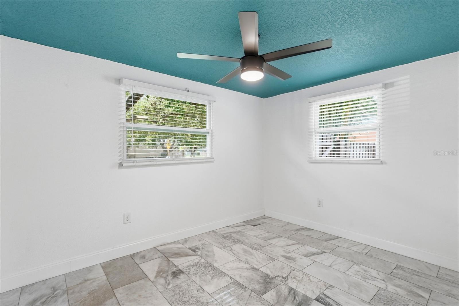 FLORIDA RETIREMENT VILLAGE - Residential