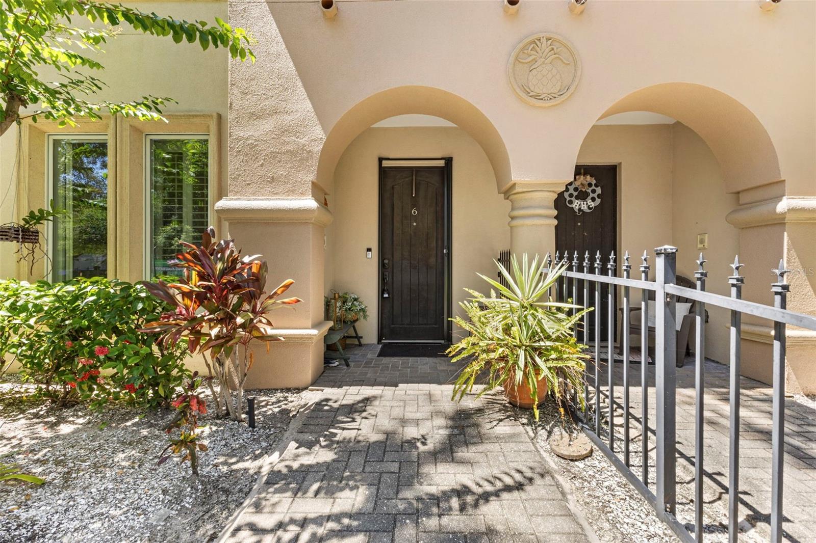 BELLAVILLA LUXURY TWNHMS - Residential
