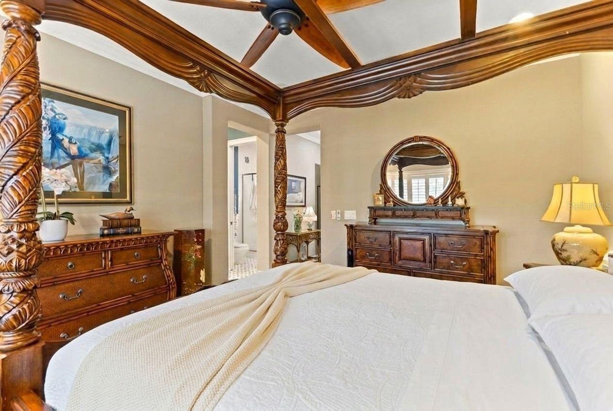 BELLAVILLA LUXURY TWNHMS - Residential