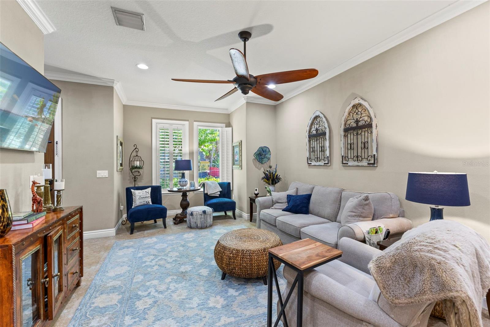 BELLAVILLA LUXURY TWNHMS - Residential