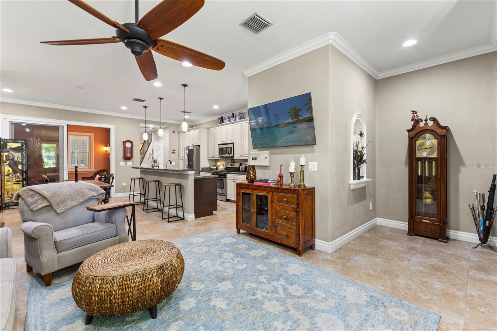 BELLAVILLA LUXURY TWNHMS - Residential