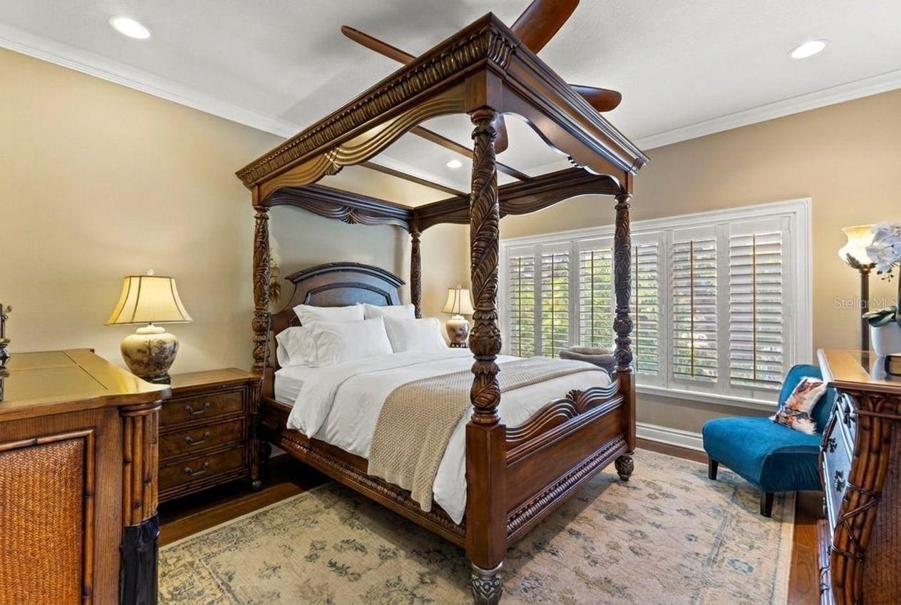 BELLAVILLA LUXURY TWNHMS - Residential