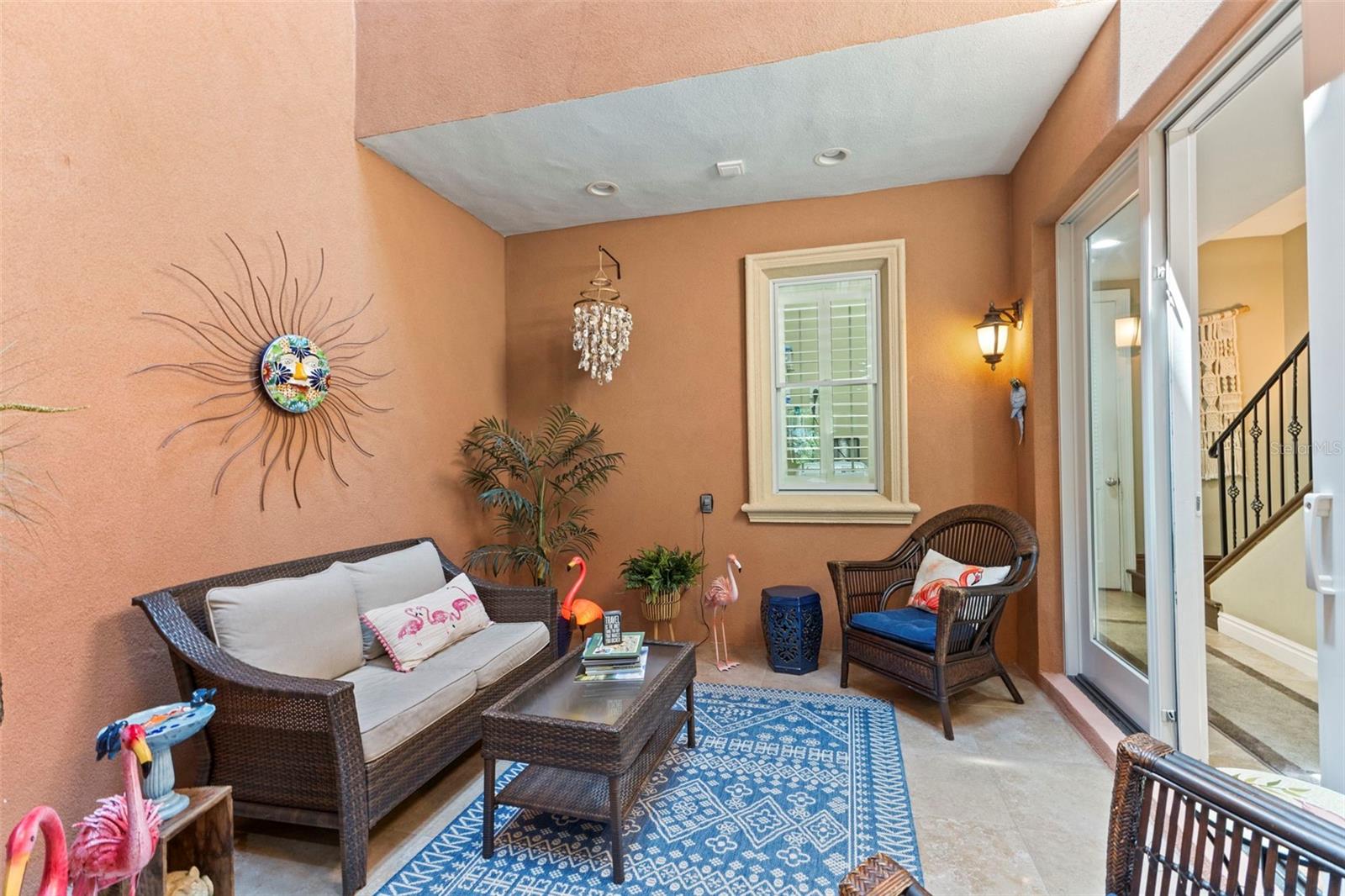 BELLAVILLA LUXURY TWNHMS - Residential