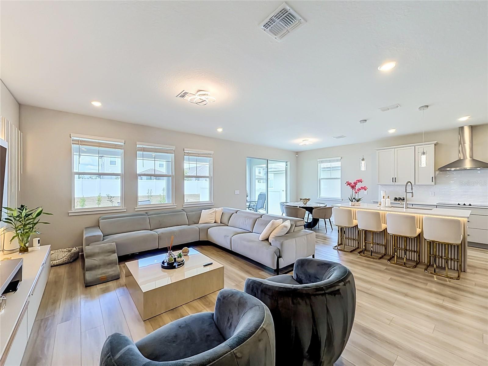 VILLAGES/MINNEOLA HILLS PH 1B - Residential