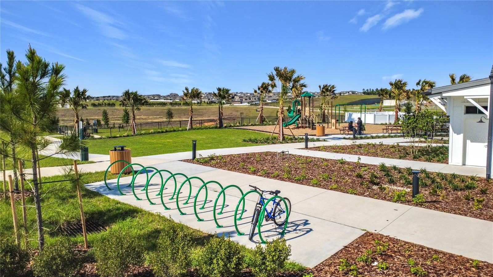 VILLAGES/MINNEOLA HILLS PH 1B - Residential