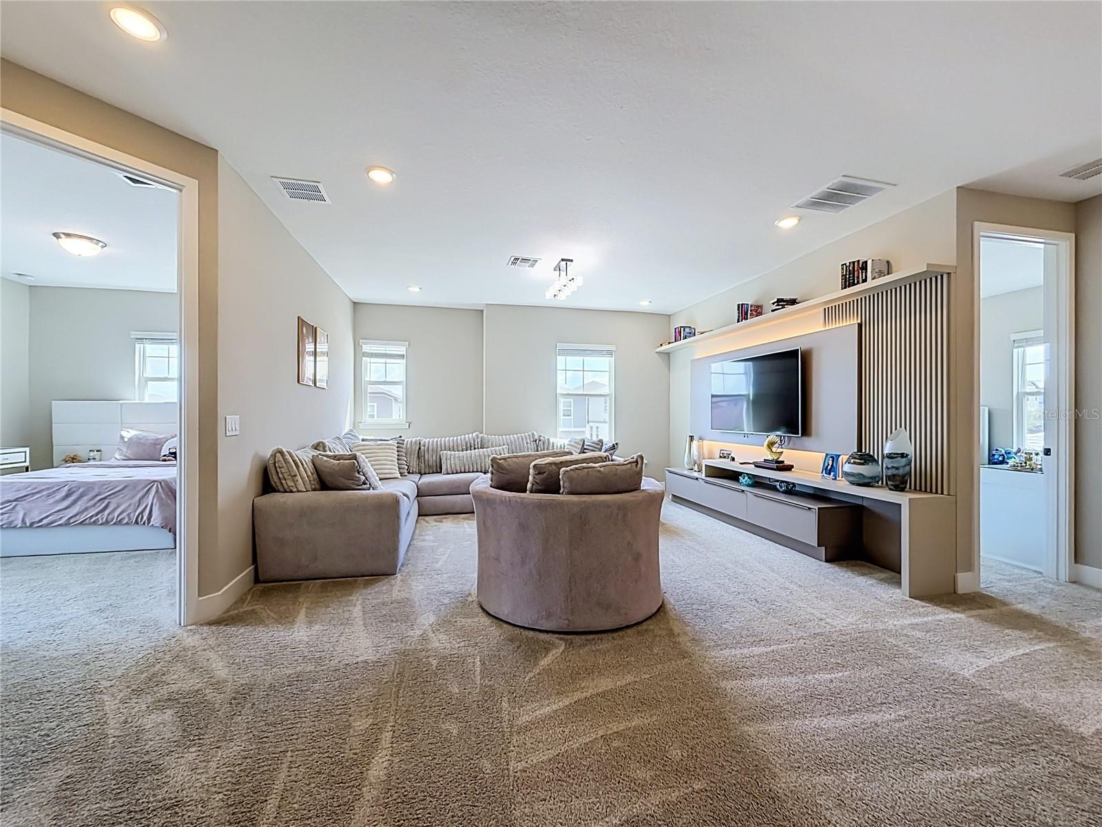 VILLAGES/MINNEOLA HILLS PH 1B - Residential