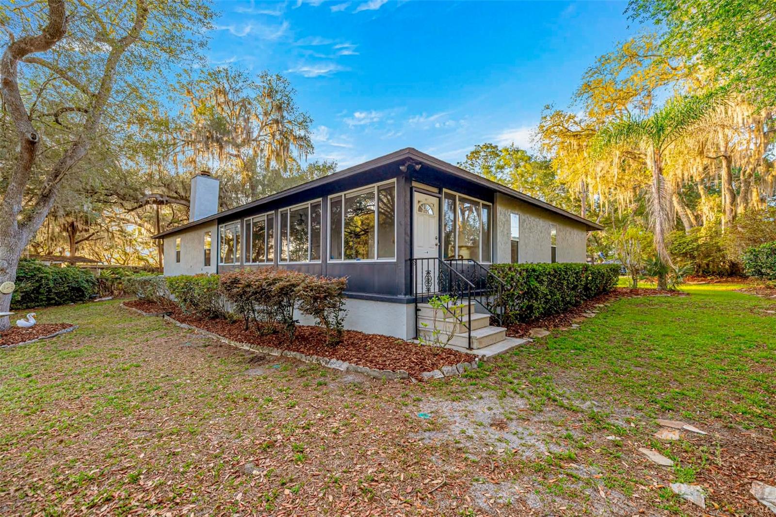 WOODS & LAKES - Residential