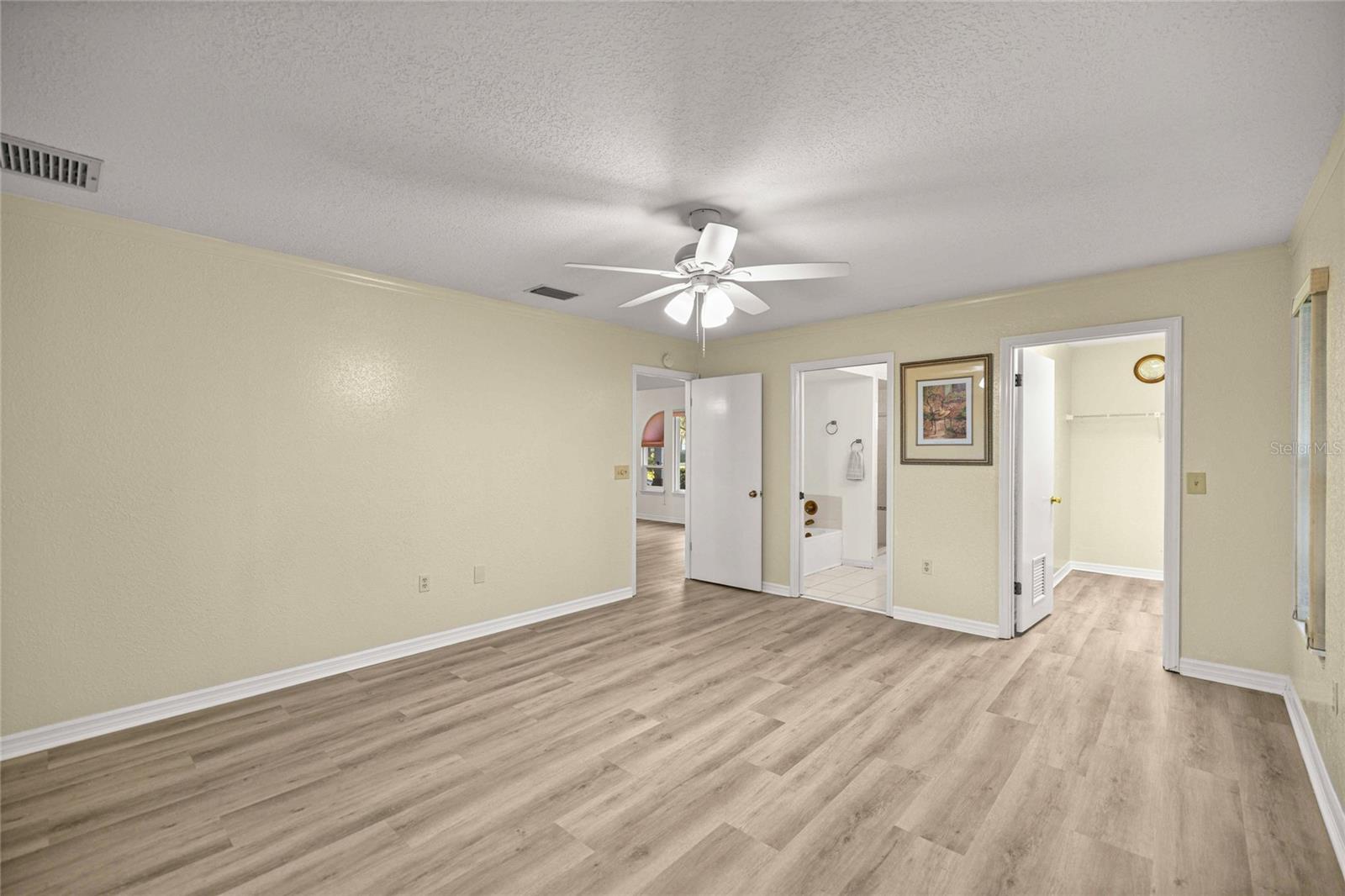 WOODS & LAKES - Residential