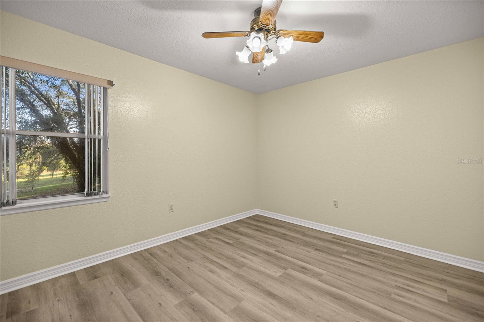 WOODS & LAKES - Residential