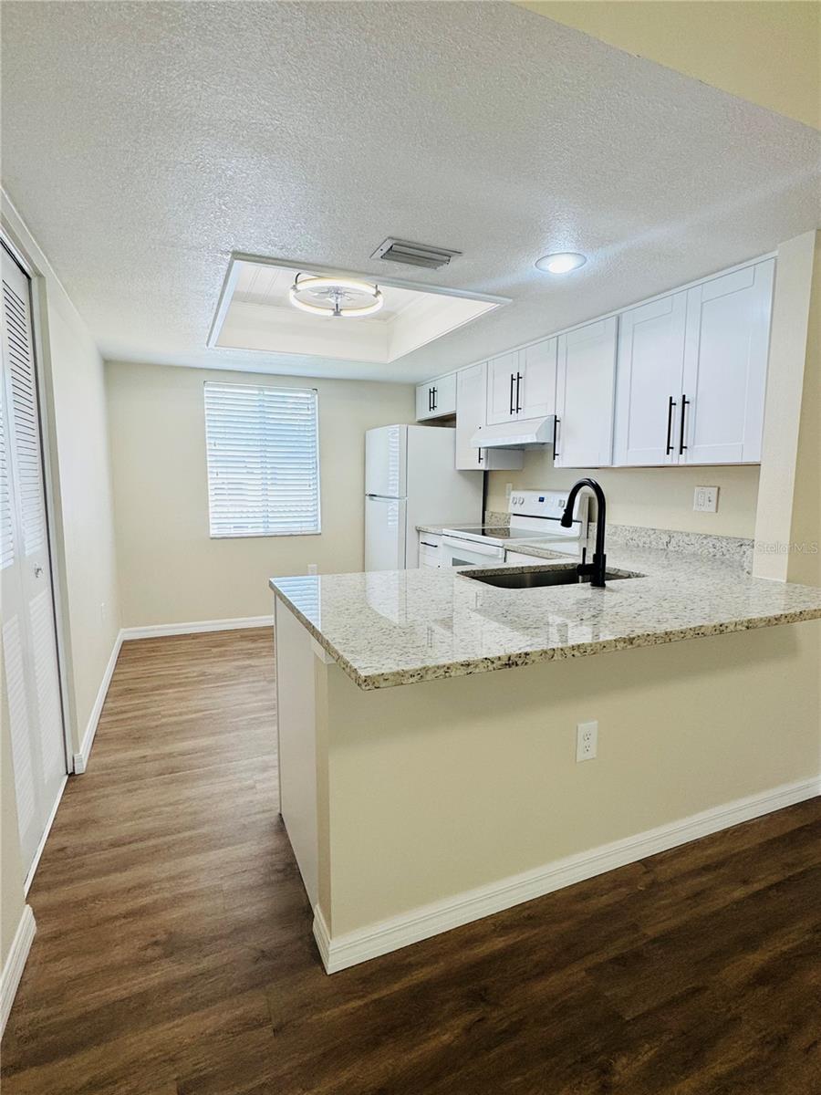 EAST LAKE WOODLANDS CYPRESS ESTATES - Residential Lease