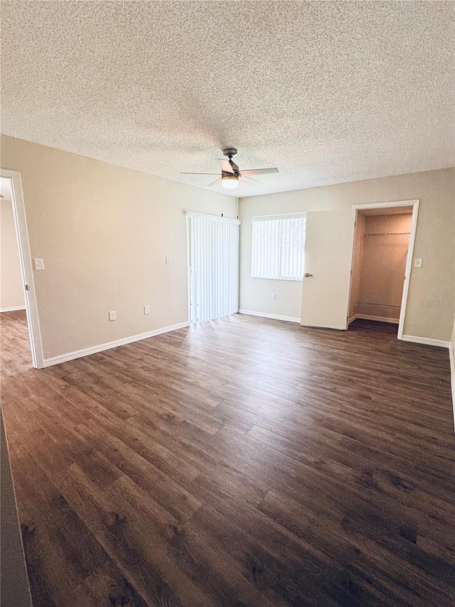 EAST LAKE WOODLANDS CYPRESS ESTATES - Residential Lease