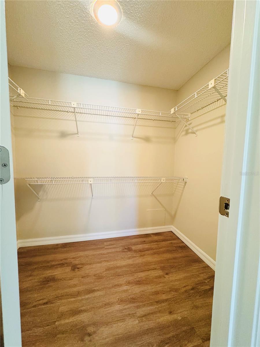 EAST LAKE WOODLANDS CYPRESS ESTATES - Residential Lease