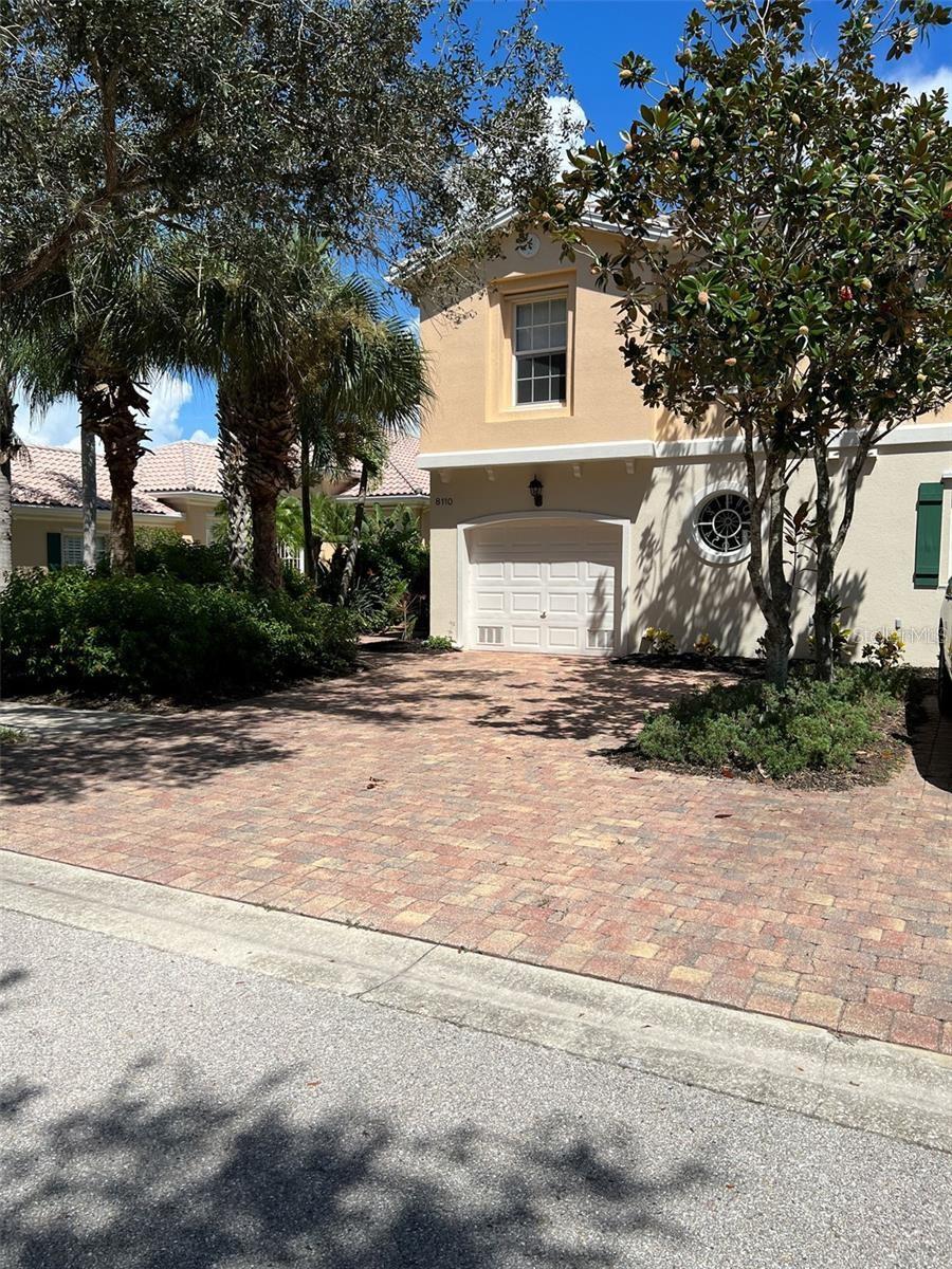 VILLAGEWALK - Residential Lease