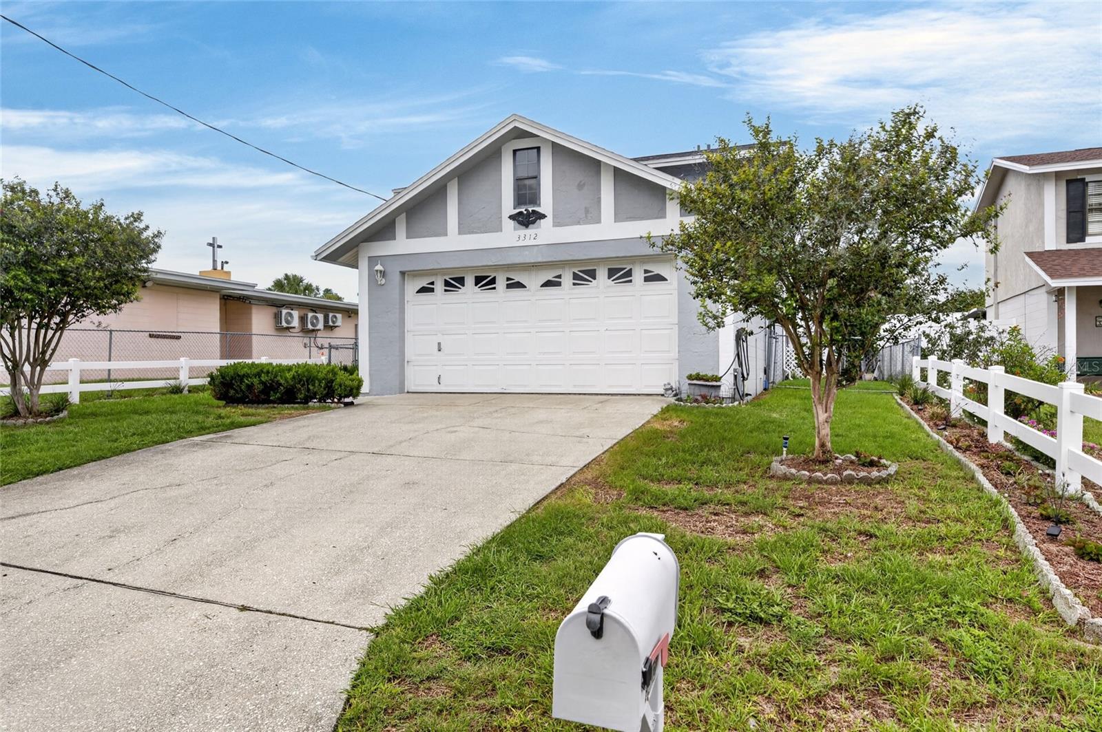 SEMINOLE LAKE ESTATES - Residential