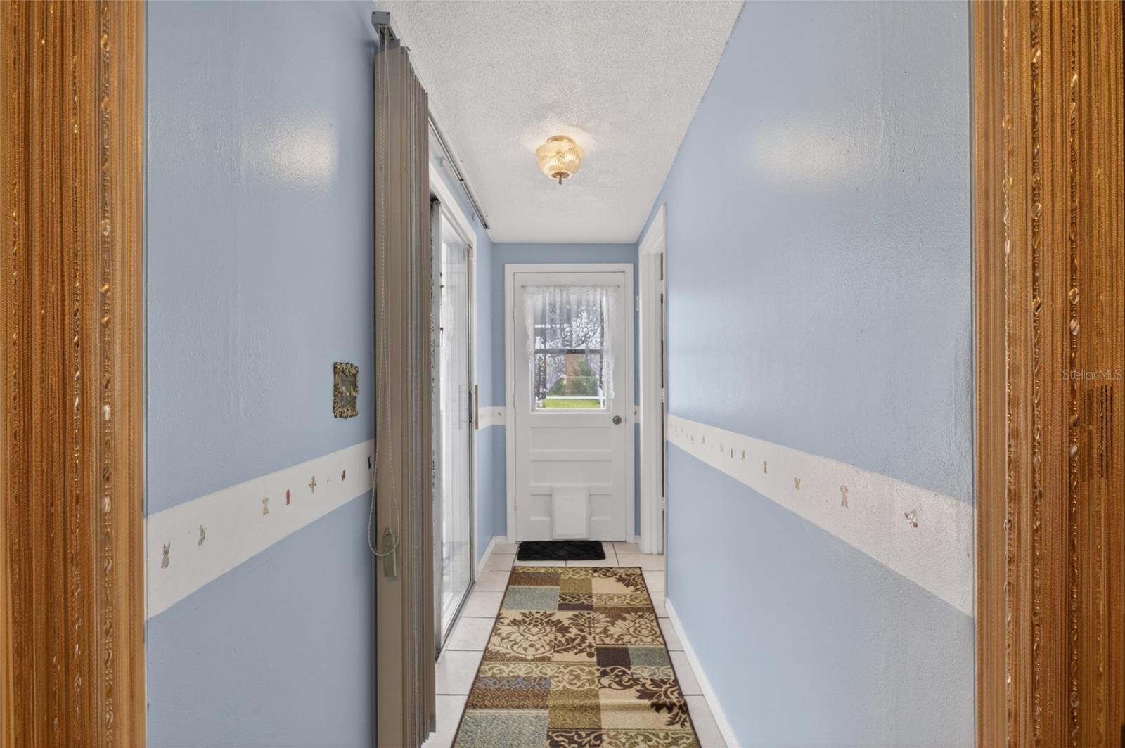 SEMINOLE LAKE ESTATES - Residential